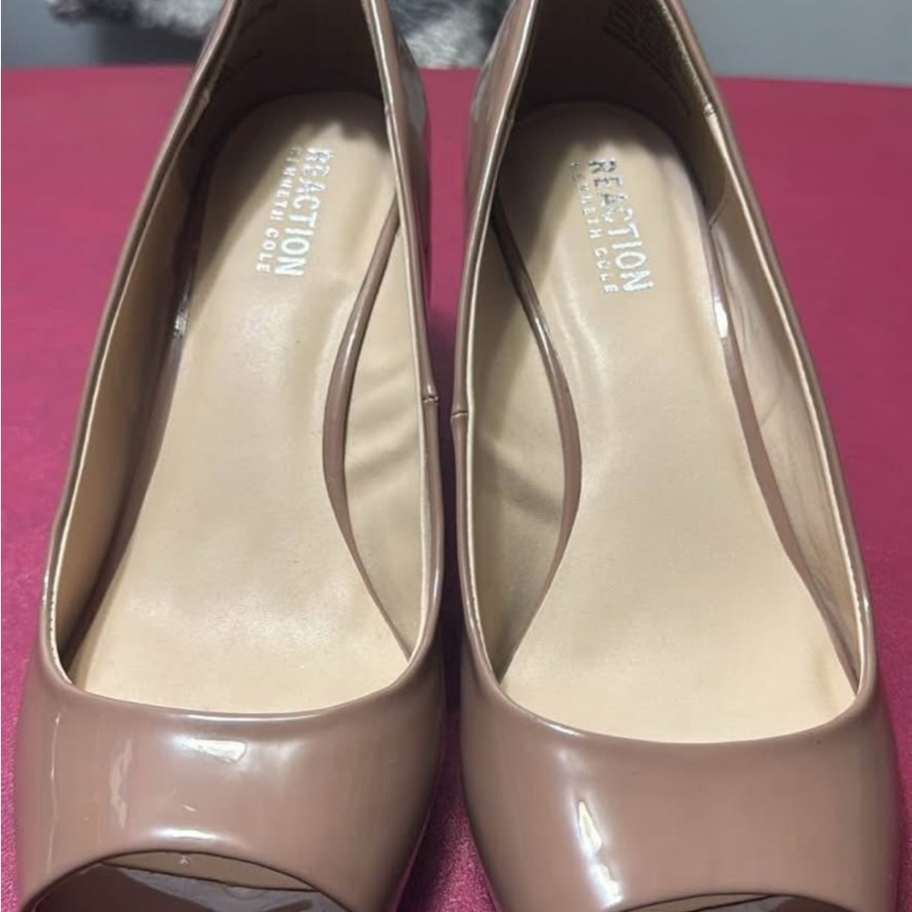 Kenneth Cole Reaction Women's Nude Peep Toe Heels